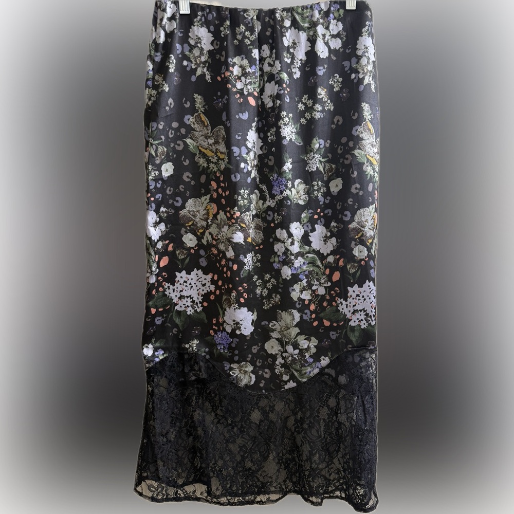 ASOS • Bias Cut Satin Midi Slip Skirt With Lace Trim in Floral Print • Size 10
